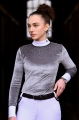 koszula-damska-jezdziecka-na-zawody-turniejowa-startowa-design-by-dalia-szara-z-krysztalkami-sari-zawody-jezdzieckie-najlepsza-odzież-jeździecka-wysoka-jakosc.jpeg