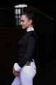 koszula-damska-jezdziecka-na-zawody-turniejowa-startowa-design-by-dalia-czarna-z-krysztalkami-sari-zawody-jezdzieckie-profesjonalna-moda.jpeg